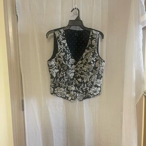 ECI Black and White Floral V-Neck Vest